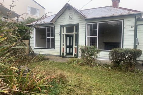 Photo of property in 20 Athol Place, Ravensbourne, Dunedin, 9022