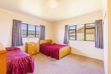 Photo of property in 78 Belgrove Drive, Waipukurau, 4200