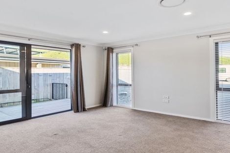 Photo of property in 5 Pohe Street, Waikanae, 5036