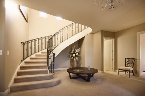 Photo of property in 1 Edgecumbe Road, Tauranga, 3110