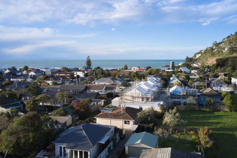 Photo of property in 79 Wiggins Street, Sumner, Christchurch, 8081