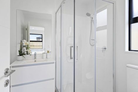 Photo of property in 28 John Gibb Street, Belfast, 8051