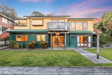 Photo of property in 7 Ration Lane, Whitby, Porirua, 5024