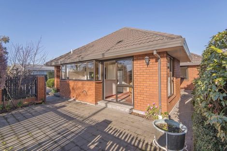 Photo of property in 423 Harewood Road, Harewood, Christchurch, 8051