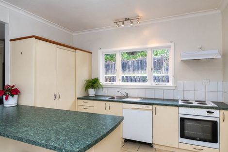 Photo of property in 97 James Cook Street, Havelock North, 4130