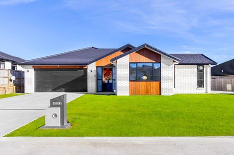 Photo of property in 22 Tokerau Drive, Rototuna North, Hamilton, 3210