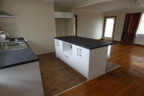 Photo of property in 1/128 Triangle Road, Massey, Auckland, 0614