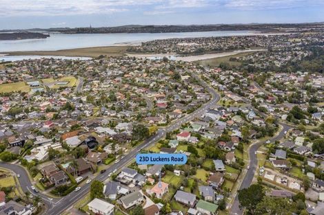 Photo of property in 23 Luckens Road, West Harbour, Auckland, 0618