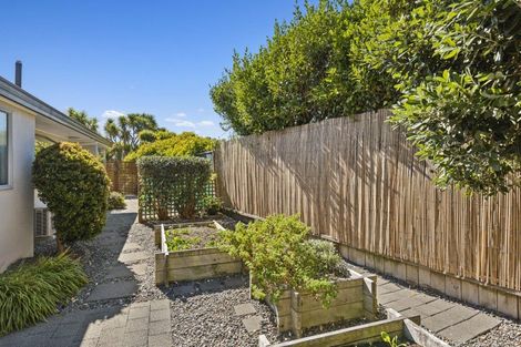 Photo of property in 14 Meredith Way, Paraparaumu Beach, Paraparaumu, 5032