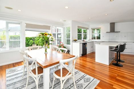 Photo of property in 11a Youngs Road, Papakura, 2110