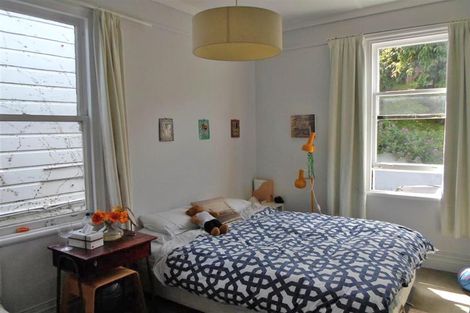 Photo of property in 25 Austin Street, Mount Victoria, Wellington, 6011