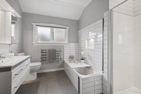 Photo of property in 2 Jubilee Street, Belleknowes, Dunedin, 9011