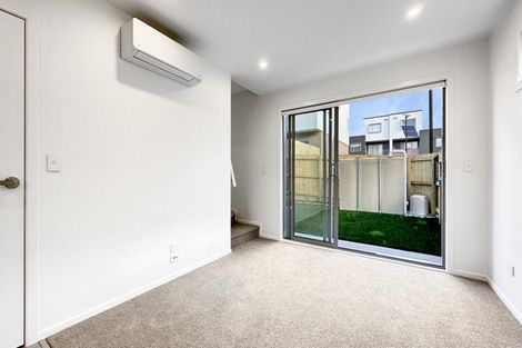 Photo of property in 2 Ngae Place, Mangere East, Auckland, 2024