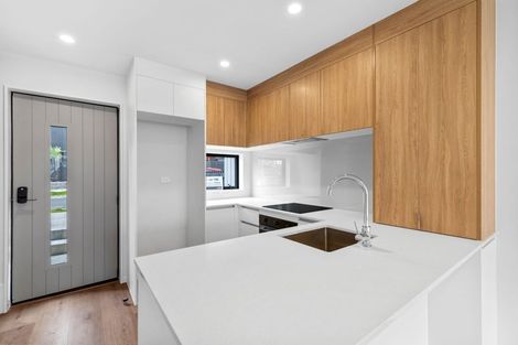 Photo of property in 14 Selo Street, Glen Eden, Auckland, 0602