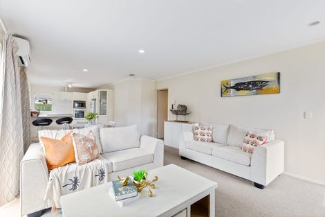 Photo of property in 11a Riverside Road, Orewa, 0931
