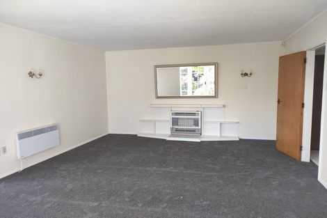Photo of property in 17 Birdwood Road, Waterloo, Lower Hutt, 5011