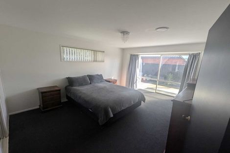 Photo of property in 205a Main North Road, Redwood, Christchurch, 8051