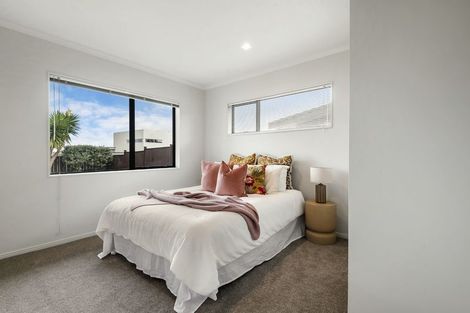 Photo of property in 94 Oakway Drive, Schnapper Rock, Auckland, 0632