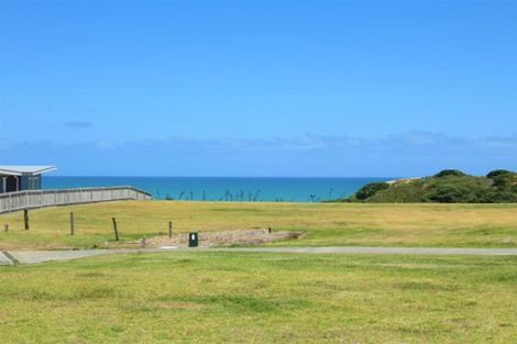 Photo of property in 56 Sunset Drive, Baylys Beach, Dargaville, 0377