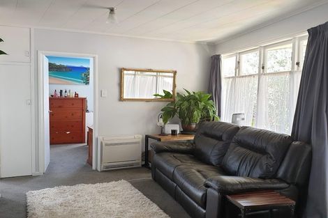 Photo of property in 71a Commercial Road, Helensville, 0800