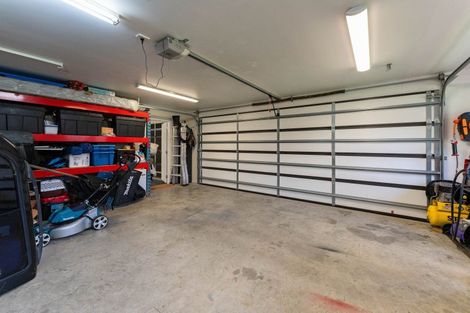 Photo of property in 19 Brompton Close, Richmond Heights, Taupo, 3330