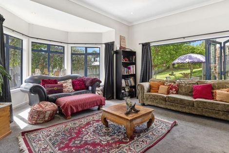 Photo of property in 9 Lysaght Place, Welcome Bay, Tauranga, 3112