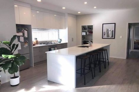 Photo of property in 11 Bianca Court, Karaka, Papakura, 2113