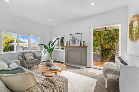 Photo of property in 1/8 Millbrook Road, Henderson, Auckland, 0612
