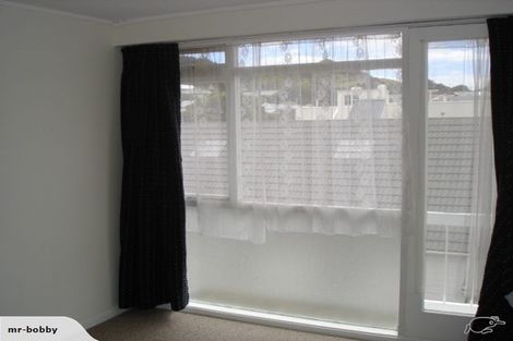 Photo of property in Milford Court Flats, 515u9 Adelaide Road, Berhampore, Wellington, 6023