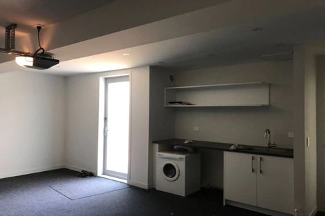 Photo of property in 1/14 Rothesay Bay Road, Rothesay Bay, Auckland, 0630
