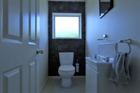 Photo of property in 37 Kensington Terrace, Gulf Harbour, Whangaparaoa, 0930