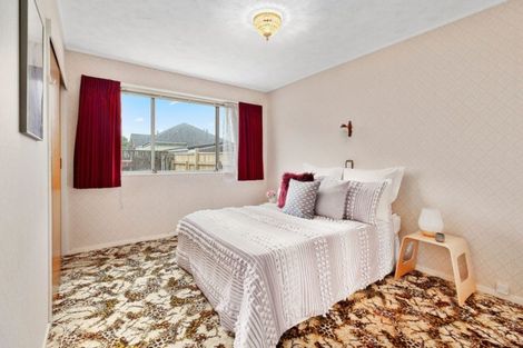 Photo of property in 10/171f Queens Drive, Lyall Bay, Wellington, 6022