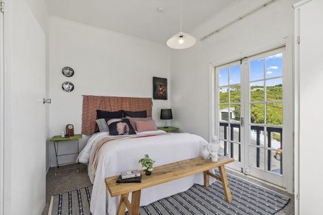 Photo of property in 75 Karepa Street, Brooklyn, Wellington, 6021