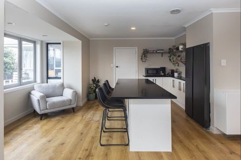 Photo of property in 40 Woolley Street, Avondale, Christchurch, 8061