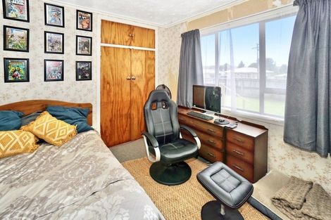 Photo of property in 12 Lee Street, Te Puke, 3119