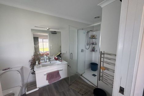 Photo of property in 27 Cobb Place, Otaki, 5512