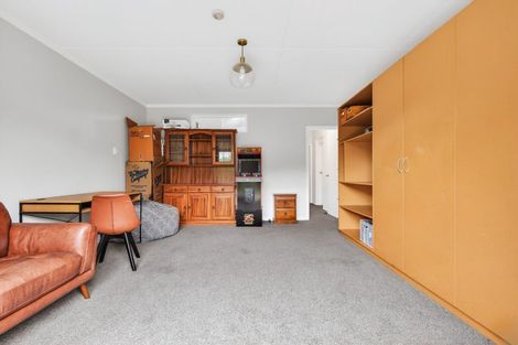 Photo of property in 16 Sunset Street, Hilltop, Taupo, 3330