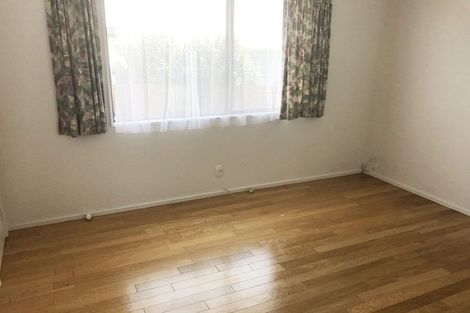 Photo of property in 2/157 Birkdale Road, Birkdale, Auckland, 0626