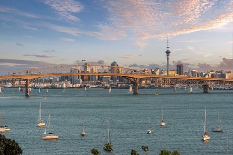 Photo of property in 11 Hinemoa Street, Birkenhead, Auckland, 0626