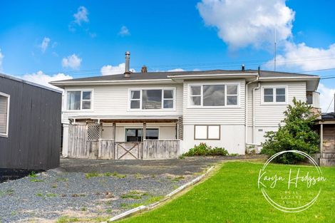 Photo of property in 103 Hurndall Street East, Maungaturoto, 0520
