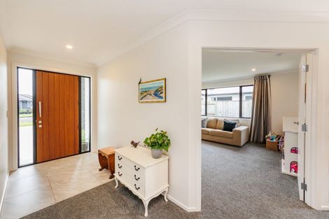 Photo of property in 8 Cherry Place, Feilding, 4702