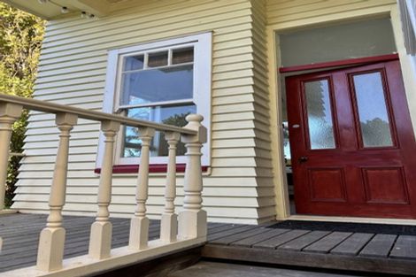 Photo of property in 105 Tasman Street, Mount Cook, Wellington, 6021