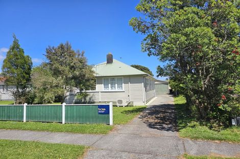 Photo of property in 66 Domett Street, Westport, 7825