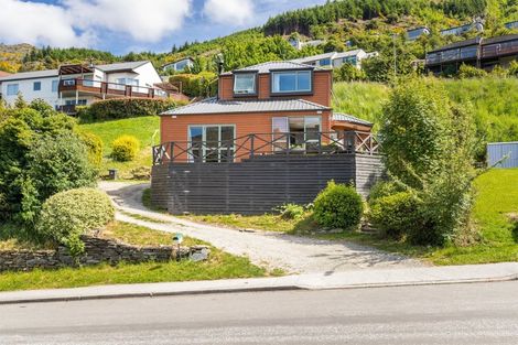 Photo of property in 5 Marina Drive, Frankton, Queenstown, 9300