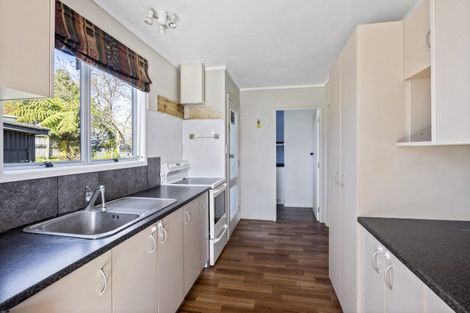 Photo of property in 4 Guernsey Place, Fitzherbert, Palmerston North, 4410