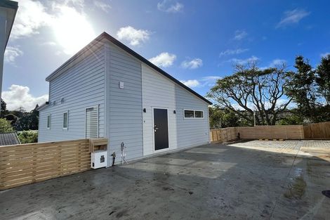 Photo of property in 28b Halberg Street, Glenfield, Auckland, 0629
