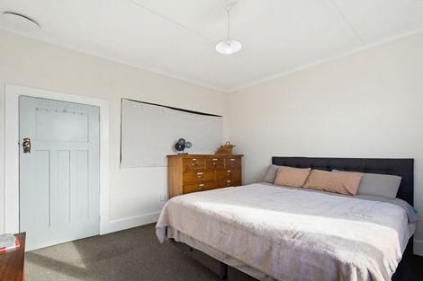 Photo of property in 12 Lyndhurst Street, Takaro, Palmerston North, 4412