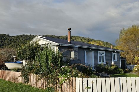 Photo of property in 53 Nelson Quay, Cobden, Greymouth, 7802