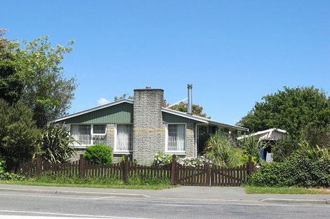 Photo of property in 105 Ohoka Road, Kaiapoi, 7630