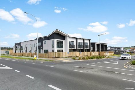 Photo of property in 12 Matakohe Road, Westgate, Auckland, 0814